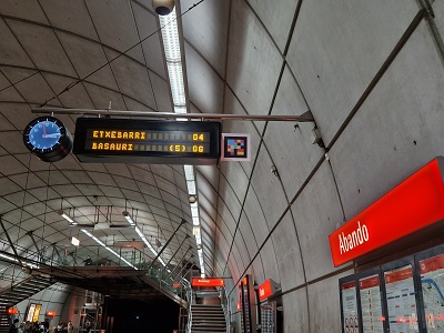 DS Metro Bilbao ampla a toda la red el sistema de guiado para personas con discapacidad visual